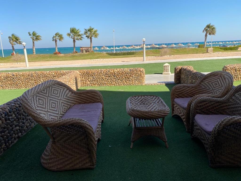 Sea View Chalet With Garden At Porto South Beach - Families Only Ain Suchna Exterior foto
