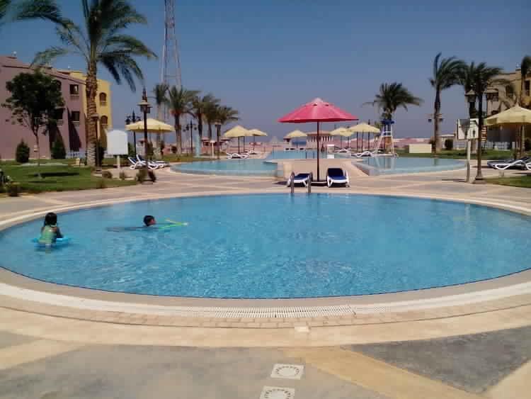 Sea View Chalet With Garden At Porto South Beach - Families Only Ain Suchna Exterior foto